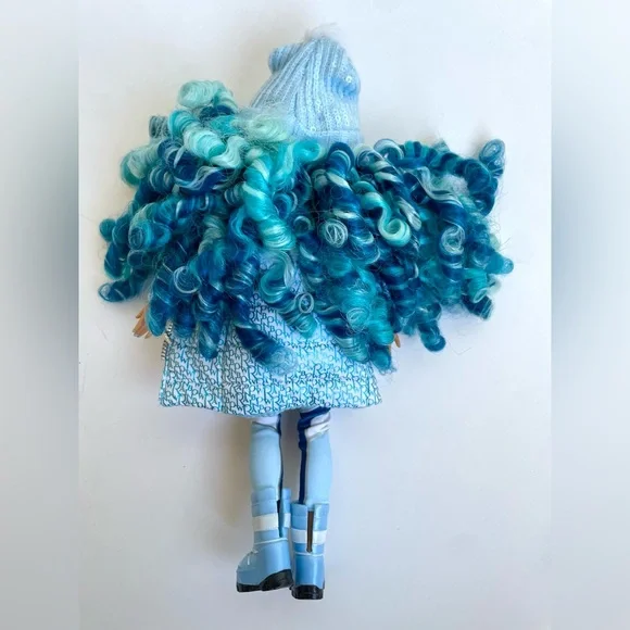 Rainbow High Winter Break Complete Doll Collection, Set of 6